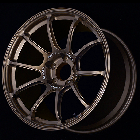 Advan RZ-F2 - 18"-C-Dub Tech