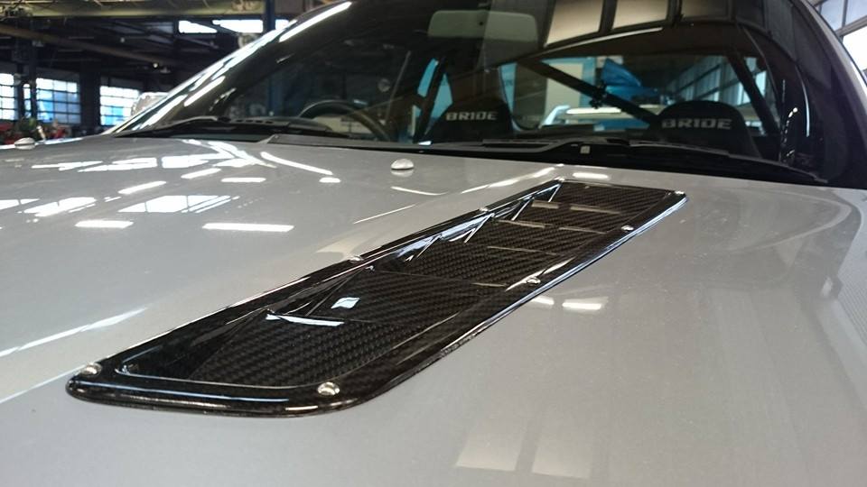 APR Performance Universal Hood Vents Long - CF-100002-C-Dub Tech
