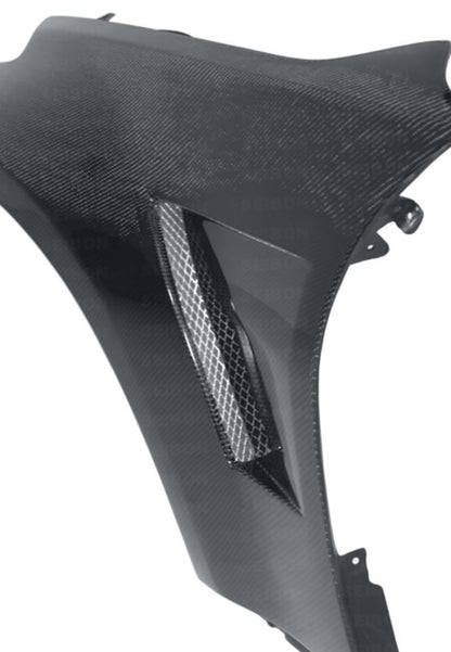 Seibon 02-08 Nissan 350Z 10mm Wider Carbon Fiber Fenders - FF0205NS350