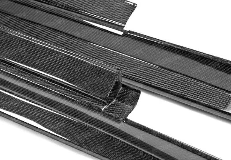 Seibon 11-13 Nissan GTR R35 VS-Style Carbon Fiber Side Skirts - SS1113NSGTR-VS