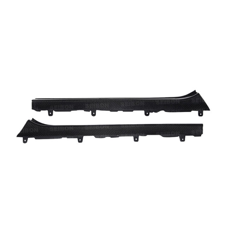 Seibon 09-10 Nissan GTR R35 OEM Style Carbon Fiber Door - DS0910NSGTR