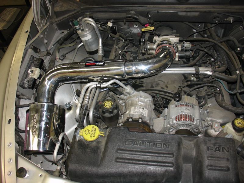 Injen 00-04 Dakota 4.7L V8 (w/o Cruise Control) Power-Flow (incl. - PF8026WB