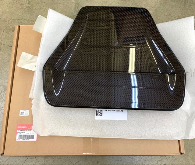 Genuine Honda 2017-2021 Civic Type-R FK8 Carbon Fiber Hood Scoop
