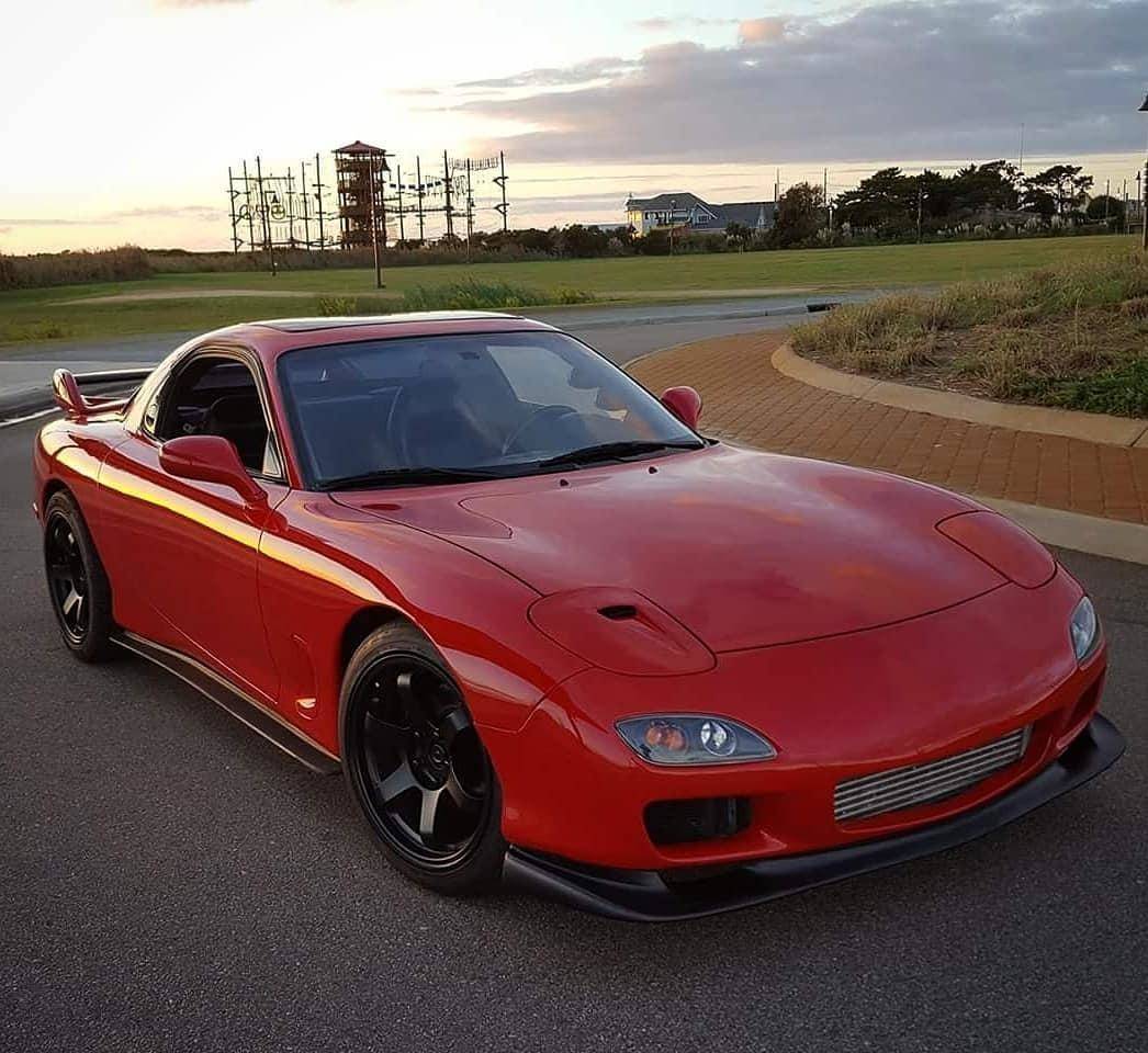 KBD - Mazda RX7 1993-1997 99 Spec JDM 4 Piece Polyurethane Full Body Kit (37-6629)