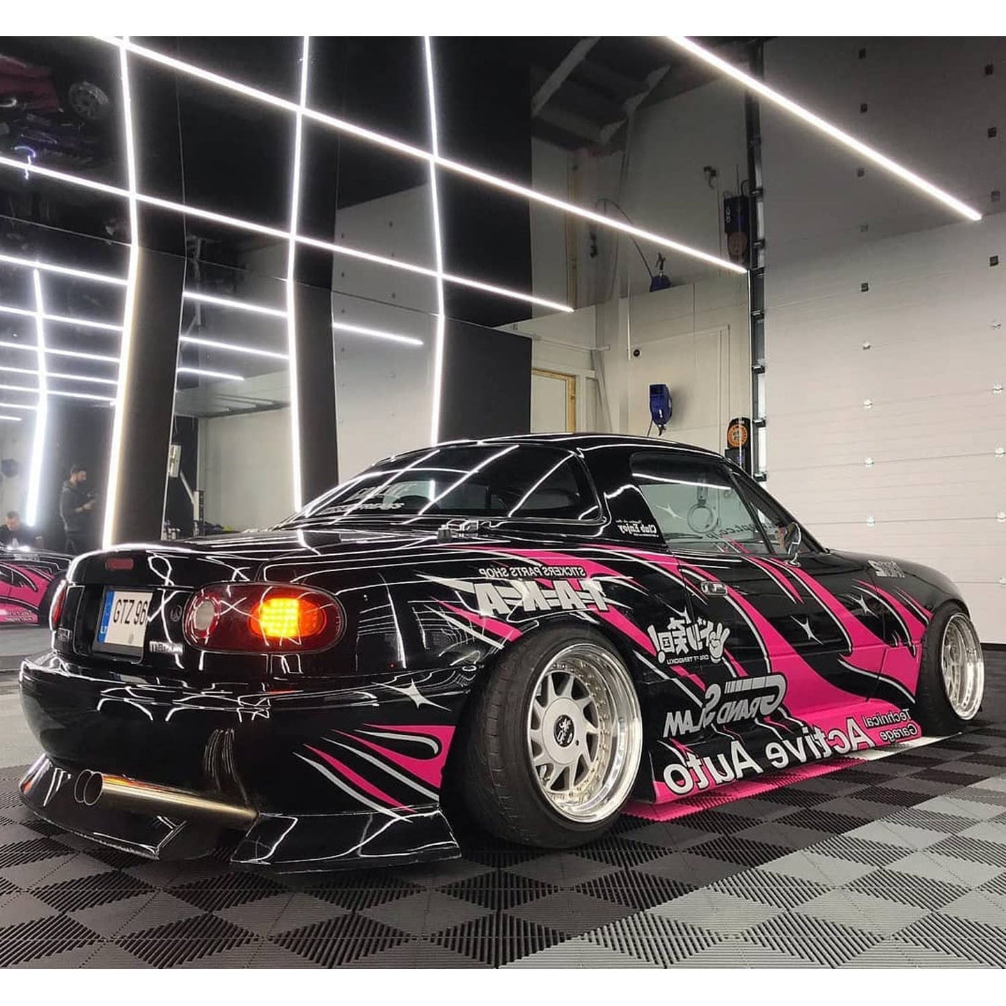 KBD - Mazda Miata 1990-1997 Deuce Style 4 Piece Polyurethane Full Body Kit (37-6624)