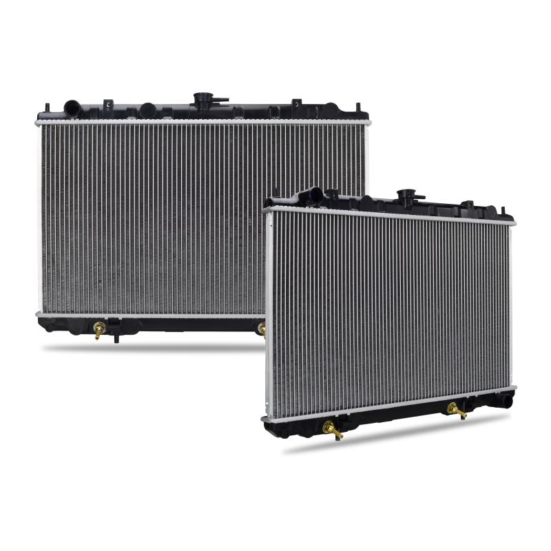 Mishimoto Replacement Radiator | 2000-2001 Infiniti I30/Nissan Maxima (R2329-AT)