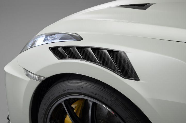 N-Tune Spec N Vented Fenders (FRP/CF): 2009-2020 Nissan R35 GT-R