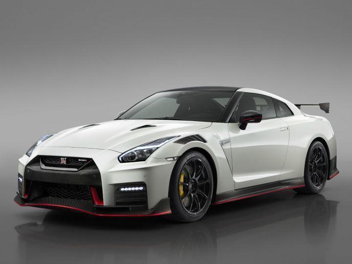 N-Tune Spec N Vented Fenders (Full CF): 2009-2020 Nissan R35 GT-R