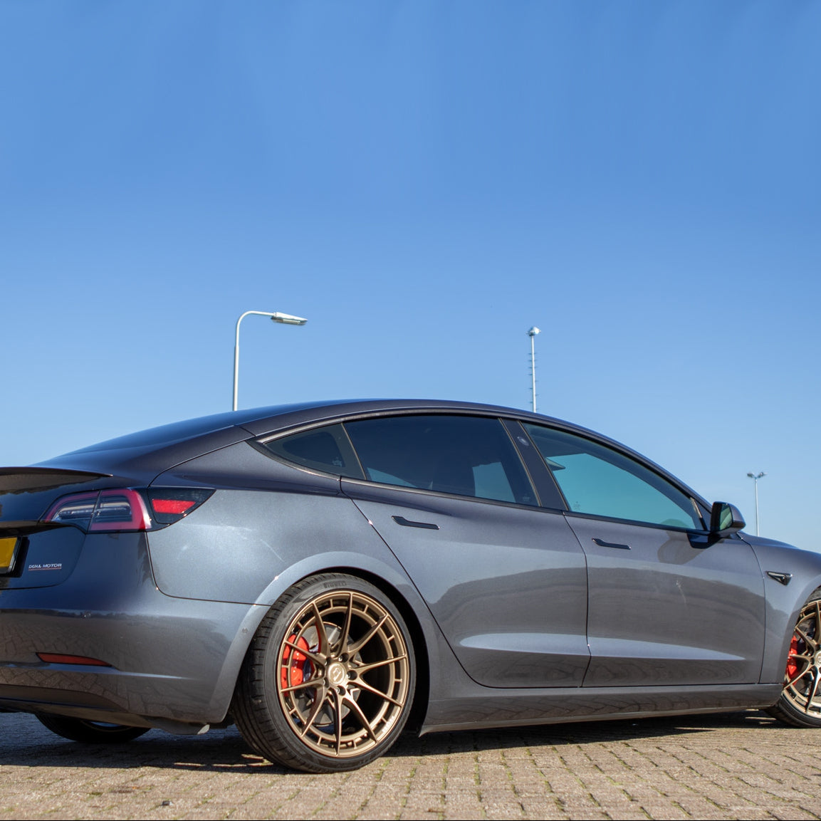 VR Forged D03-R Wheel Satin Bronze 20x9 +35mm 5x114.3 - VR-D03R-2090-35-51143-SBZ